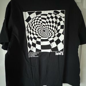 Levi’s Men’s Tee